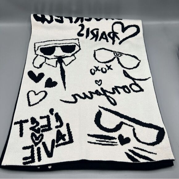 Karl Lagerfeld Paris Icons and Karl Sayings Blanket Scarf Wrap Black & White - Picture 2 of 5